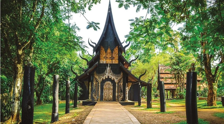 Esplorando Il Mondo Oscuro e Misterioso del Museo di Baan Dam