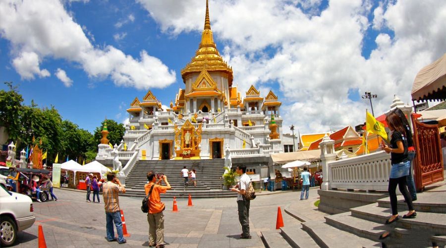 La rivelazione della Statua del Buddha d'Oro a Wat Traimit
