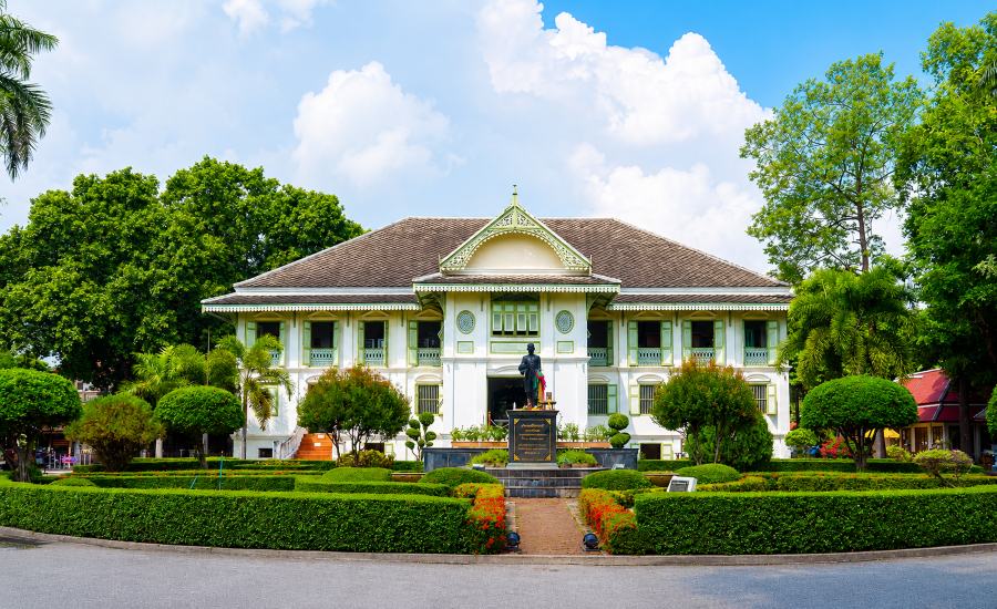 Khum Chao Luang