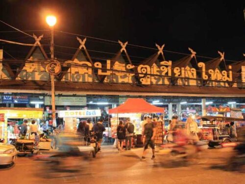 Mercato di Chiang Mai in Thailandia