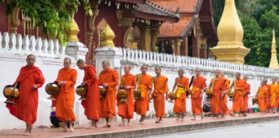 Giorno 14: Pakbeng – Luang Prabang (B, L)