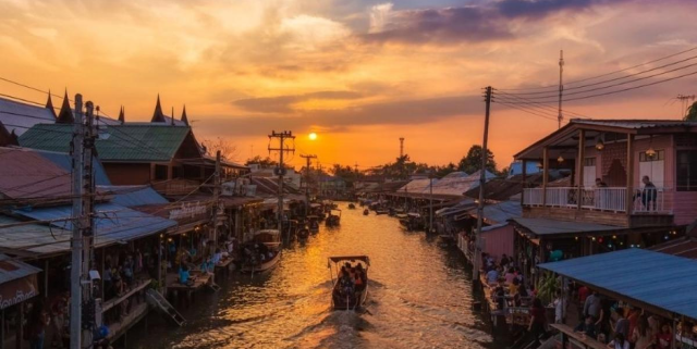 Avventure Autentiche a Samut Songkhram: 5 Esperienze da Provare