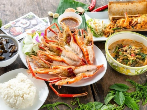 Gastronomia: Una giornata di delizie culinarie a Suphan Buri