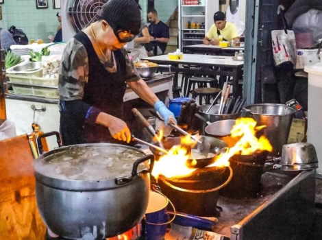 Raan Jay Fai - Scoprendo lo street food del famoso ristorante 1 stella Michelin di Bangkok