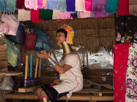 Villaggio Donne Giraffa Karen Thailandia: Guida di viaggio