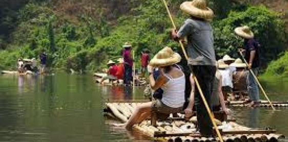 Giorno 3: Rafting di bambù - Chiang Rai (B, L)