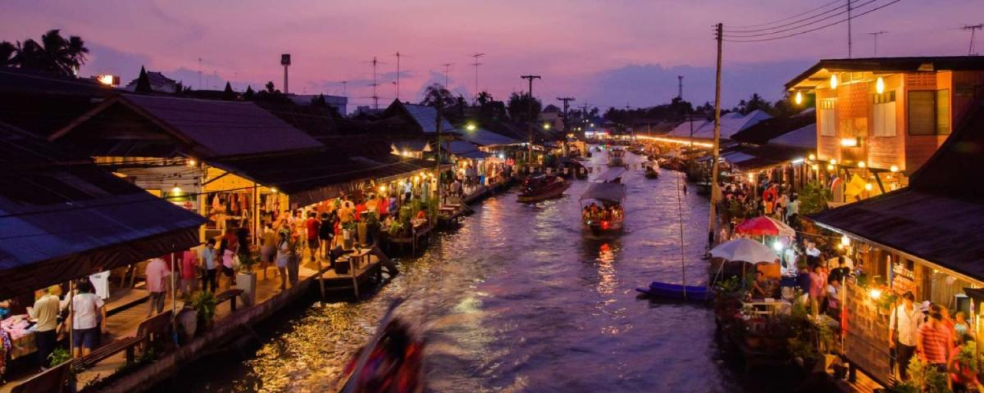 Il mercato galleggiante di Amphawa