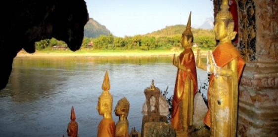 Giorno 11: Pakbeng - La crociera Shompoo - Luang Prabang (B, L) Join tour con guida parlante inglese sulla crociera
