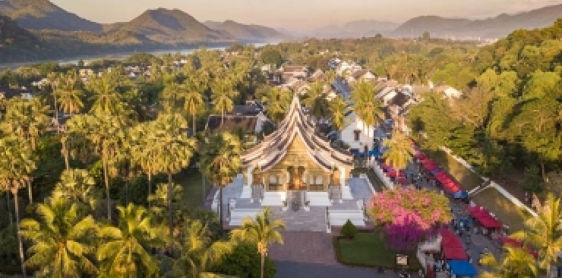 Giorno 12: Visita della città di Luang Prabang (B)