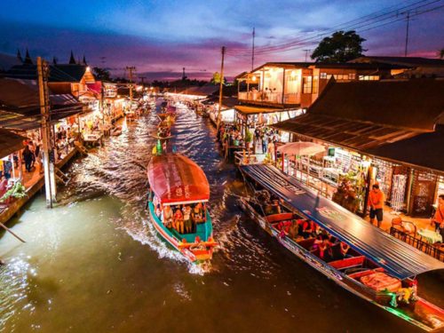 Il mercato galleggiante di Amphawa: Esperienza sui sapori della tradizione thailandese