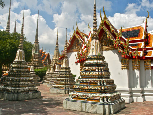 Wat Pho – Il Tempio del Buddha Sdraiato: Tesoro di storia e spiritualità a Bangkok
